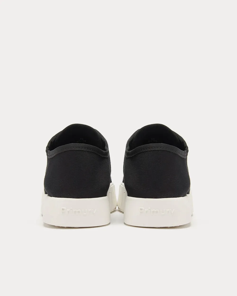Divid Black & White Low Top Sneakers